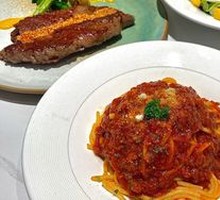 Classic Italian Meat Sauce Pasta