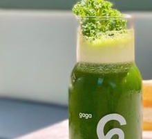 Kale and Green Apple Salad