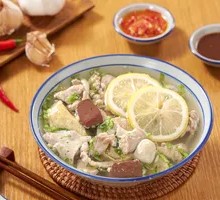 Lemon Pork Offal Soup