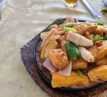 Iron Plate Tofu and Squid