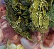 Almond and Mulberry Leaf Stewed Pork Lung Soup