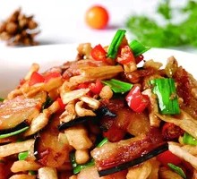萝卜干腊肉饭