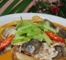 Braised Fish Head with Yellow Sauce