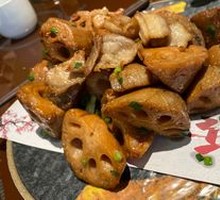 Camellia Oil-Braised New Keng Lotus Root