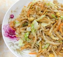 Stir-Fried Rice Noodles