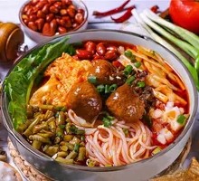 Spicy Snail Noodles with Beef Balls, Fish Balls and Tofu Puffs
