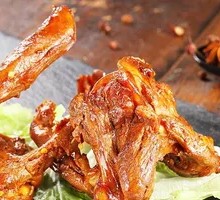 Fresh Braised Duck Neck Bones