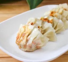 Purple Seaweed Dumpling