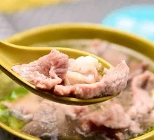Pork Offal Soup with Handmade Rice Noodles