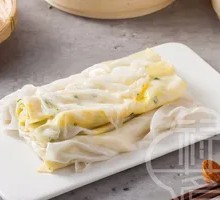 Egg and Pork Rice Noodle Roll