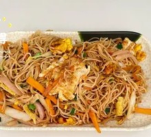Stir-Fried Rice Noodles with Lean Pork