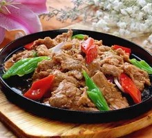 Grilled Beef on Iron Plate
