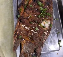 Charcoal-Grilled Large Tilapia