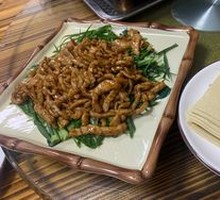 Beijing-style Shredded Pork in Soy Sauce