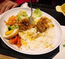 Slow-Cooked Curry Beef Rice