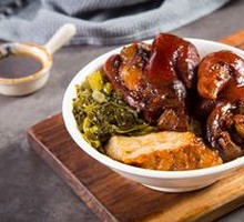 Braised Pig Trotter