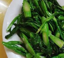 Stir-Fried Mustard Greens with Garlic