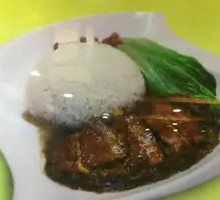 Preserved Vegetable Braised Pork Rice