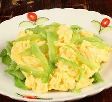 Bitter Melon and Egg Fried Rice