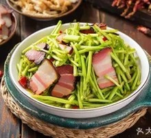 Water Dropwort Stir-fried with Preserved Pork