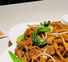 Dry-Fried Beef with Rice Noodles