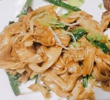 Sour Cabbage and Beef Stir-Fried with Wulin Handmade Noodles