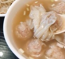 Beef tendon wonton noodles