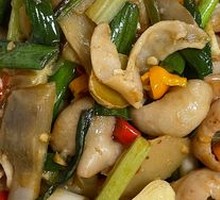 Stir-fried Pig Intestines with Sour Bamboo Shoots