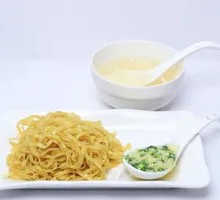 Traditional Ginger and Scallion Noodles
