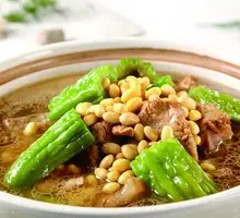 Bitter Melon and Soybean Stewed Pork Bone Soup