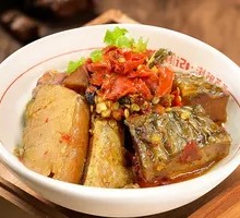 Garlic-Flavored Salted Fish