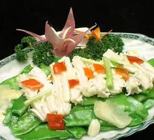 Snow Peas with Fresh Squid