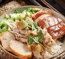 Pork Trotter with Shredded Chicken