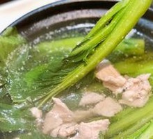 Braised Bok Choy in Meat Broth