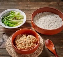 Steamed Pork Pate with Shrimp and Silver Fish Rice
