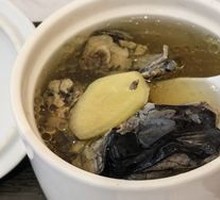 American Ginseng and Dendrobium Chicken Soup