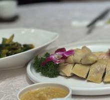 Cantonese Crisp Poached Chicken (Half)