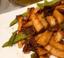 Braised Abalone Mushroom Stir-fried Beef Tenderloin