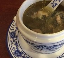 Stonehemp and Ginseng Stewed Bamboo Chicken