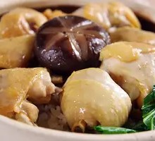 Braised Chicken Rice with Dried Mushrooms