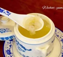 Coconut and Rock Sugar Stewed Whole Sea Cucumber