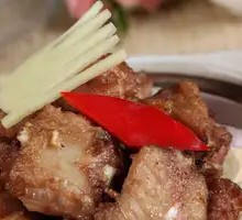 Braised Pork Ribs with Red Onion