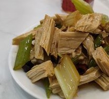 Celery with Tofu Skin Salad