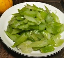 Stir-Fried Celery