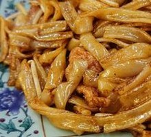 Dry-Fried Beef Rice Noodles