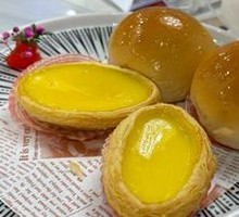 Barbecue Bao with Custard Tart