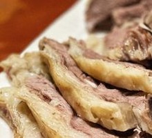 Hand-grabbed Lamb Leg