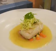 Pan-Seared Cod with Lemon Butter Sauce