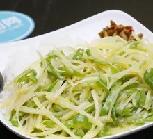 Green Pepper and Potato Noodles with Rice
