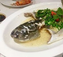 Oil and Salt Steamed Mountain Stream Fish